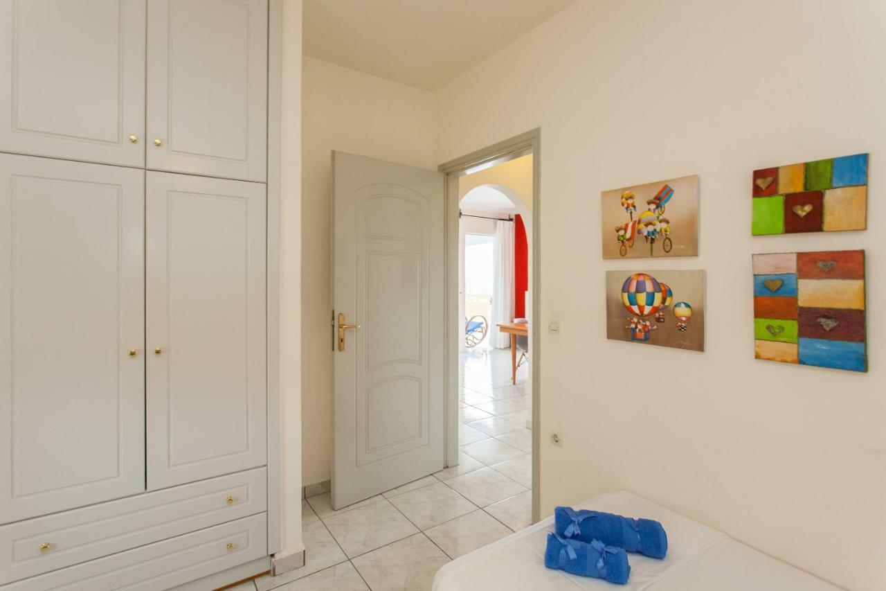 Thalassa Seaside Apartment La Canea Esterno foto