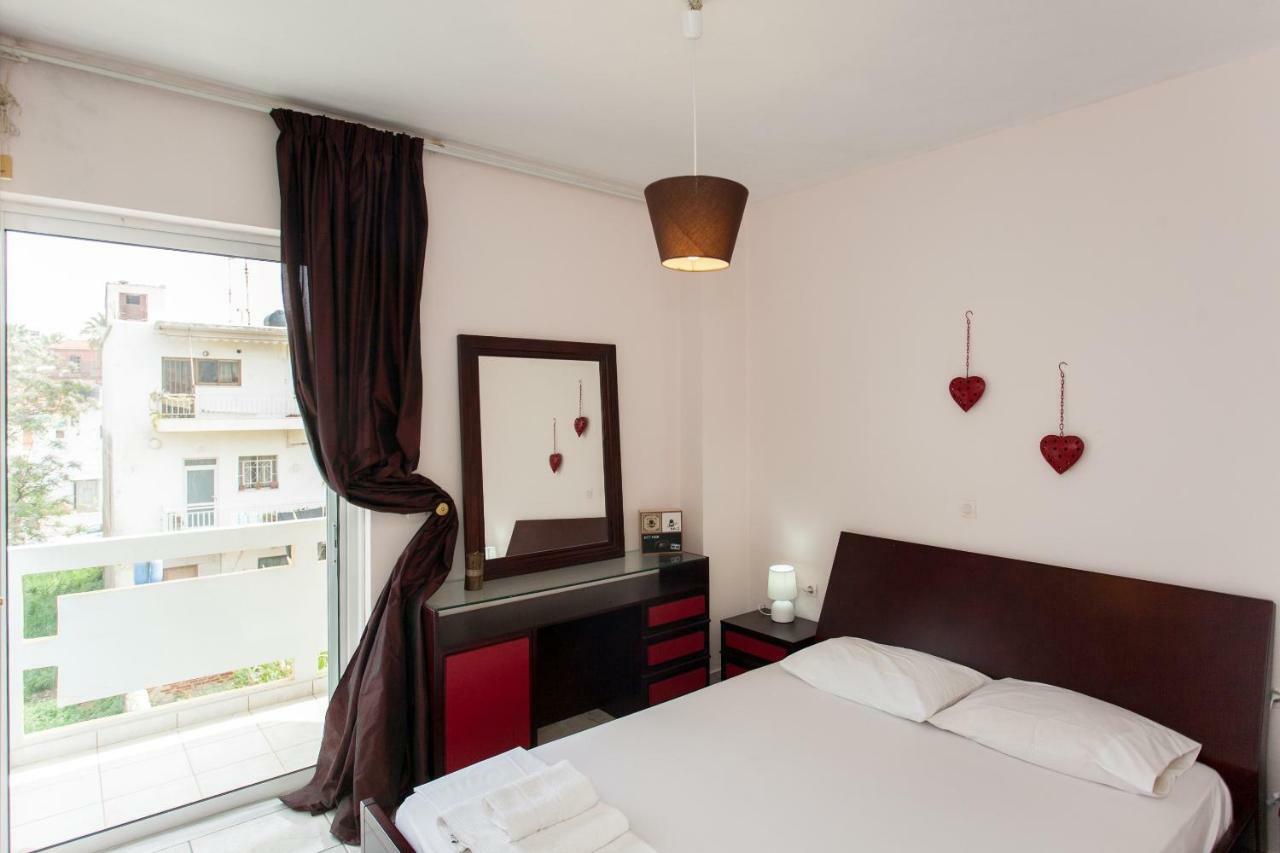 Thalassa Seaside Apartment La Canea Esterno foto